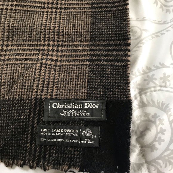 Dior Accessories - SOLD Christian Dior plaid scarf 🧣